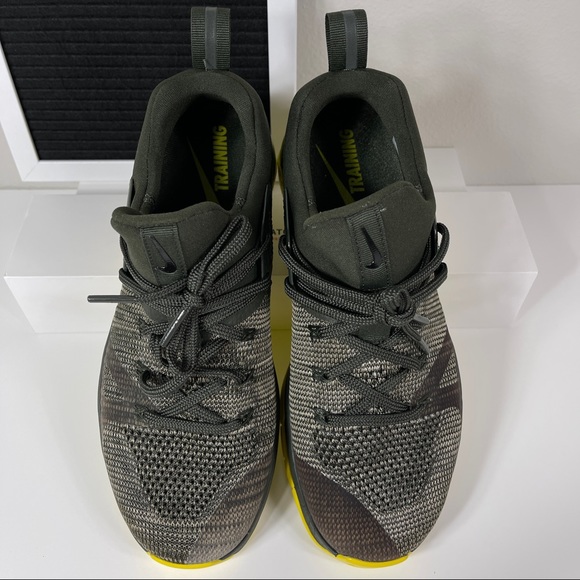 NIKE METCON FLYKNIT 3 SEQUOIA BRIGHT CITRON MENS WEIGHTLIFTING TRAINING SHOES SI - Picture 2 of 10